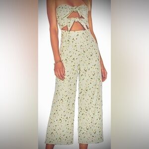 Revolve Majorelle Tessa 100% Cotton floral print  jumpsuit green color size Med.